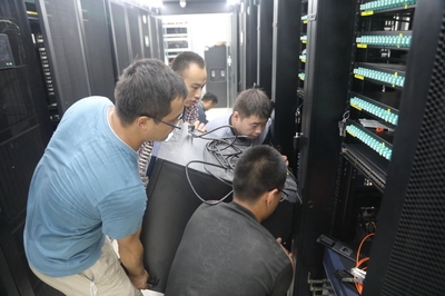 西城校區網絡數據中心機房回遷工作圓滿完成，網絡技術服務全面恢復與升級